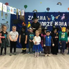 Jak ubrać dziecko na andrzejki do przedszkola: praktyczne porady dla rodziców
