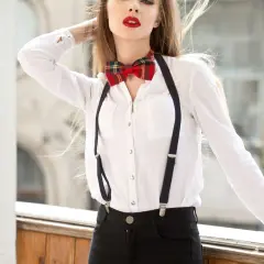 Szelki damskie stylizacje: 10 inspirujących pomysłów na każdą okazję