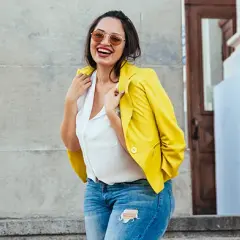 Modne letnie stylizacje plus size, które ukryją kompleksy i dodadzą pewności siebie